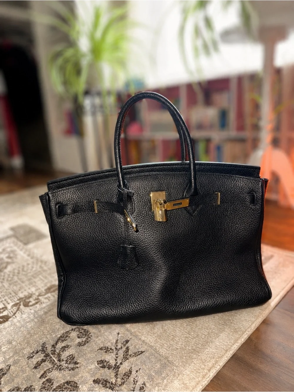 Ainifeel 40 cm Structured Black Pebbled Leather Satchel with Gold Accent